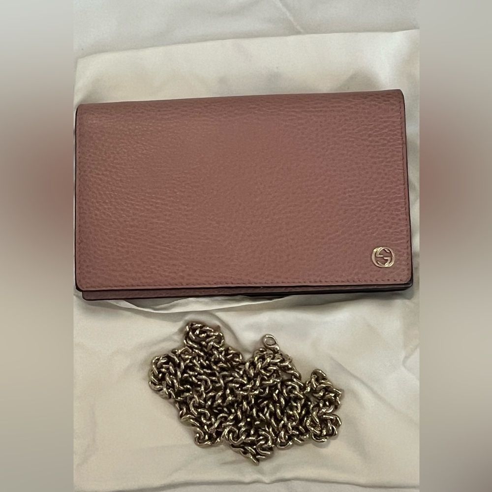 Gucci Dusty Pink Leather Crossbody with Gold Chain